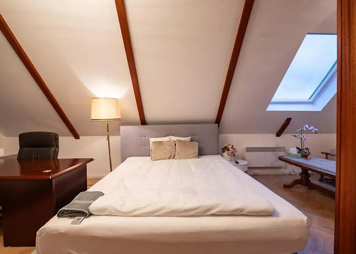 Ad Gaestezimmer Sinstorf Apartment *
